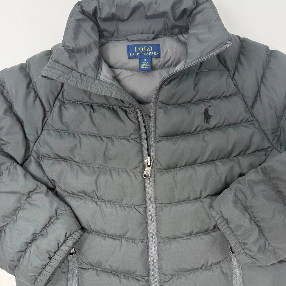 Polo Ralph Lauren Boys Size 5 Grey Quilted Puffer Jacket Full Zip Mock Neck Logo